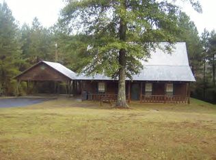 2067 McComb Hville Rd, McComb, MS 39648