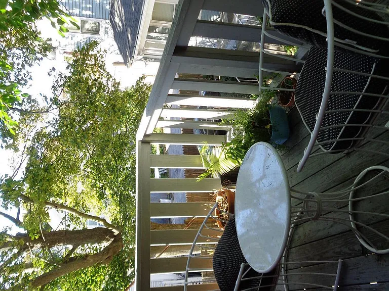 Alder St — Photo 15