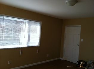 405 Sycamore Rd APT 8, Trenton, OH 45067