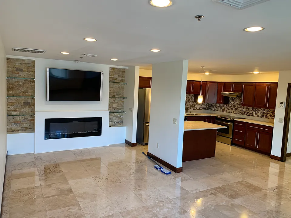 138 Pitman St #307