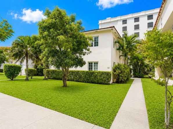 215 Sidonia Ave, Coral Gables, FL 33134