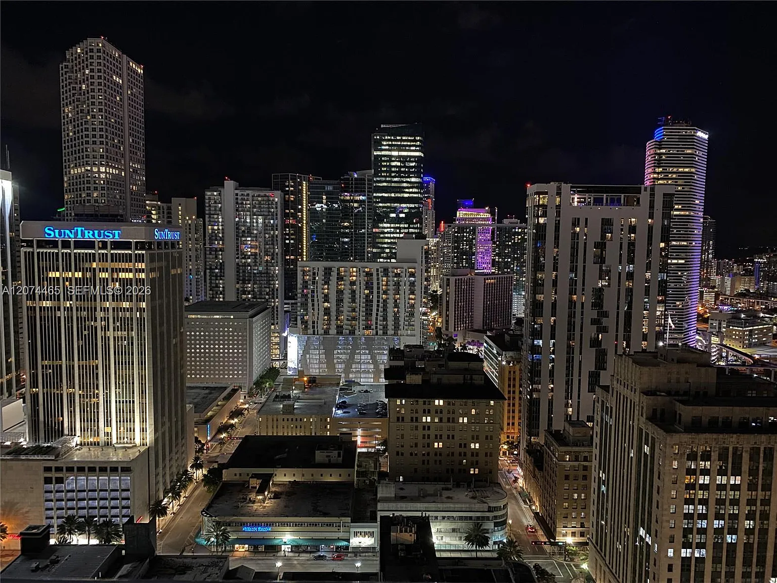 The Loft Downtown Ii Cond — Photo 1