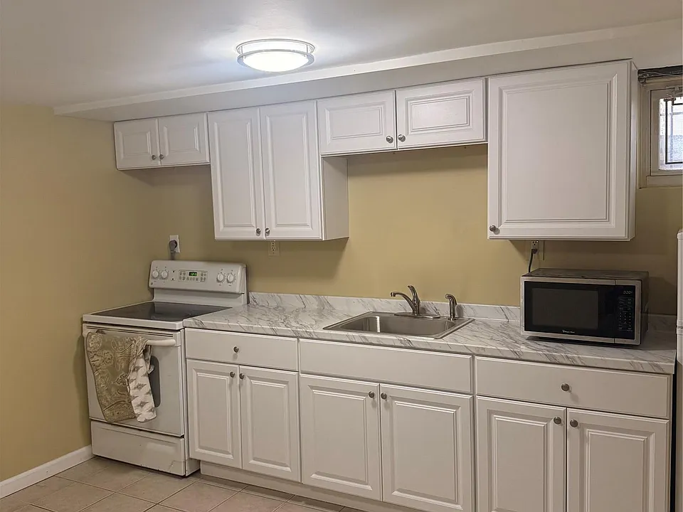 49 Long Beach Ave #1
