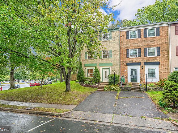 2nd image of 14831 Bodley Sq
