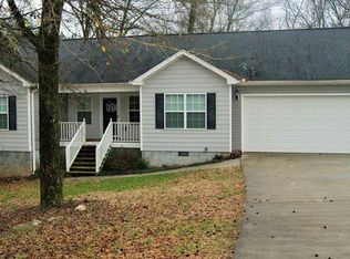 130 Summit Dr, Carnesville, GA 30521