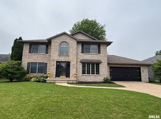 2116 Renwick Dr, Springfield, IL 62704