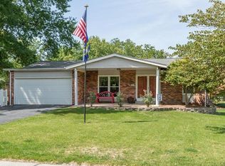 303 Sunrise Blvd, Ballwin, MO 63021