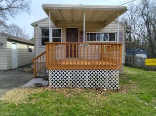 2804 Osage Ave, Akron, OH 44312
