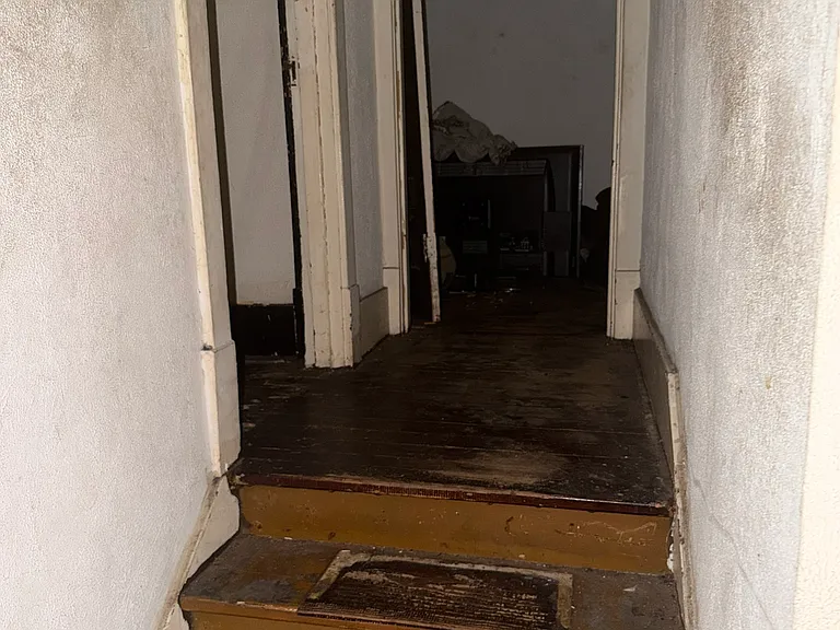 926 S Greenlawn Ave — Photo 23