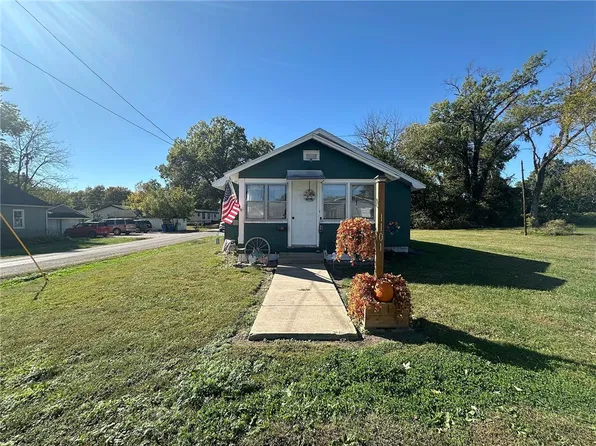 1101 N Franklin St, Robinson, IL 62454