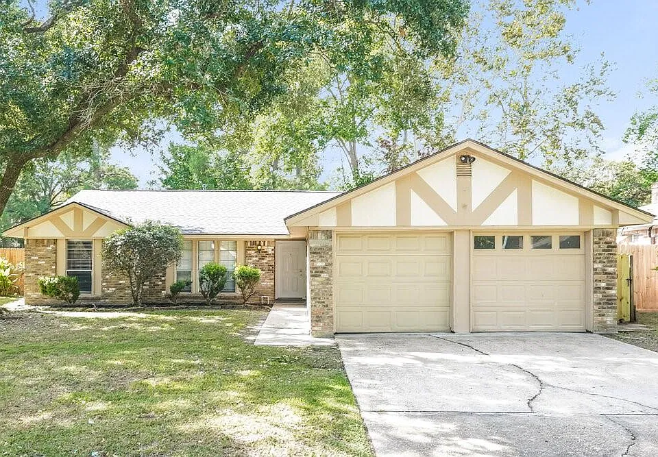 23331 Bayleaf Dr