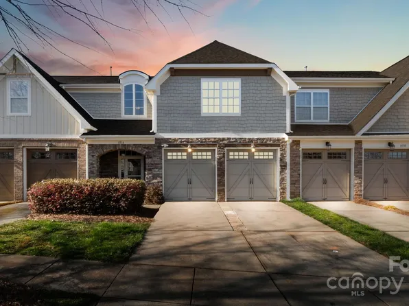 8534 Loxton Cir, Charlotte, NC 28214