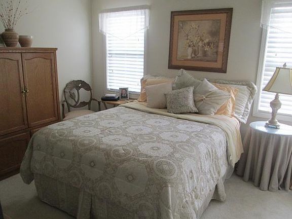 5th image of 4325 Clovelly Dr