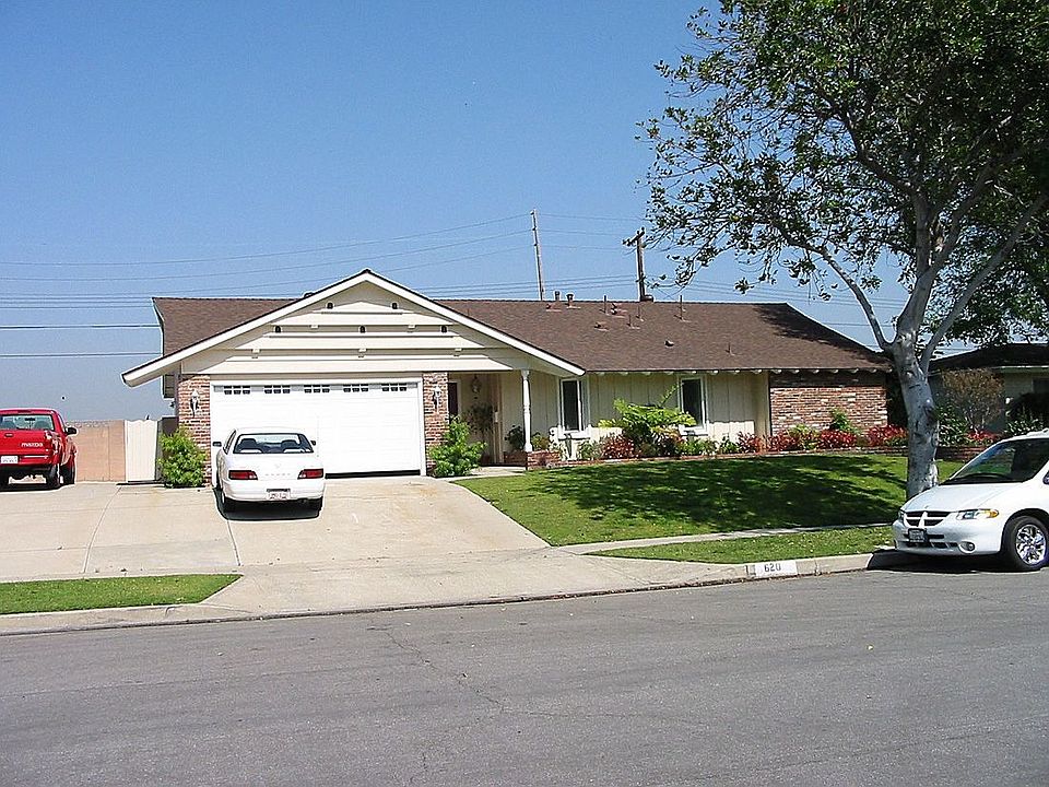 Front of house in 2003
