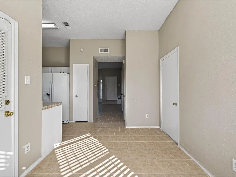3479 Rockrill Dr — Photo 7