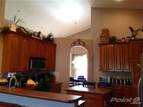 3rd image of 216 Chardonnay Ln