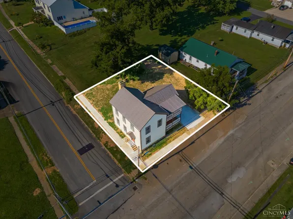 305 W Walnut St, West Union, OH 45693
