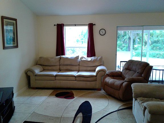 2nd image of 1239 Celtic St E
