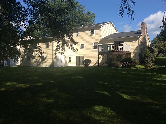 5th image of 139 Oak Dr