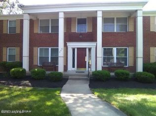 246 Chenoweth Ln #4, Louisville, KY 40207