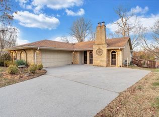 8132 Running Deer Ln, Roanoke, VA 24019