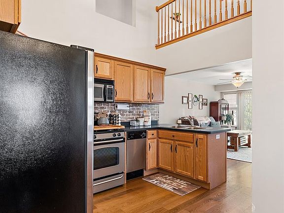 5th image of 9708 W 147th Ave #E