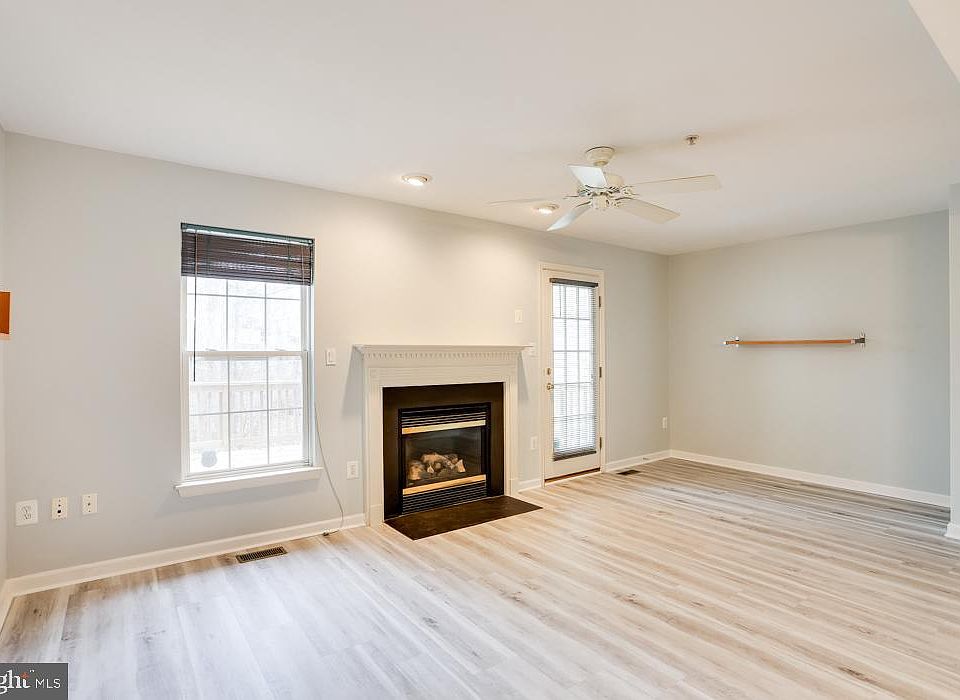 18757 Harmony Woods Ln, Germantown, MD 20874 | Zillow