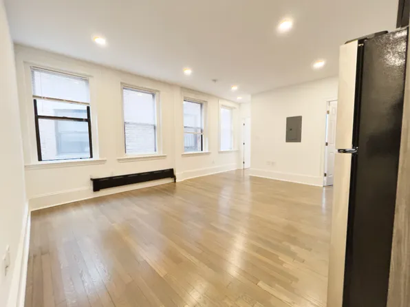 7 Myrtle St, Boston, MA