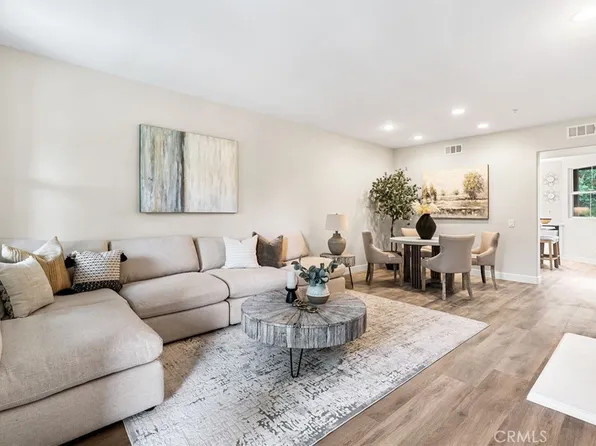 61 Stepping Stone, Irvine, CA 92603