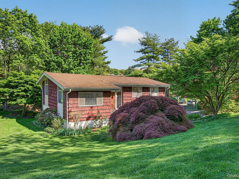 1st image of 4 Brookdell Drive