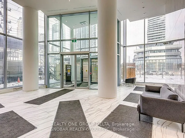448 Burnhamthorpe Rd W #5807 — Photo 3