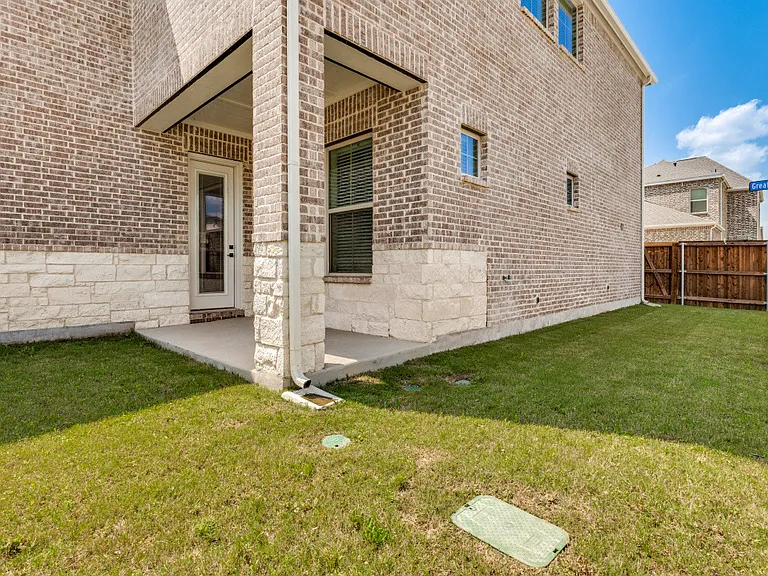 709 Mourning Dove Dr — Photo 3