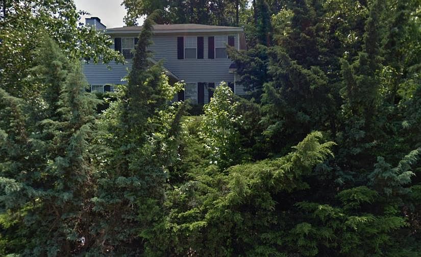 1st image of 119 Maple Creek Dr