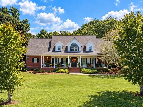2221 Brush Creek Dr, Colbert, GA 30628