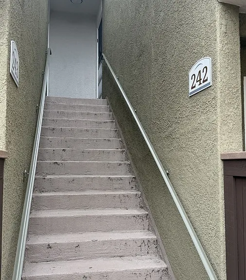 5252 Balboa Arms Dr #242 — Photo 27