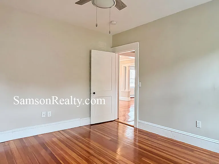 131 Abbott St #2 — Photo 15