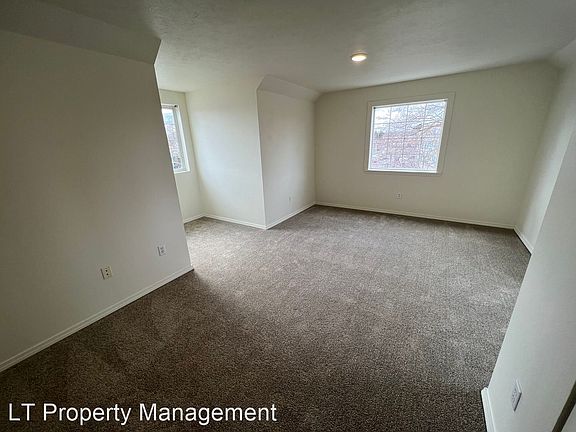 4th image of 803 E Mission Ave #11026347