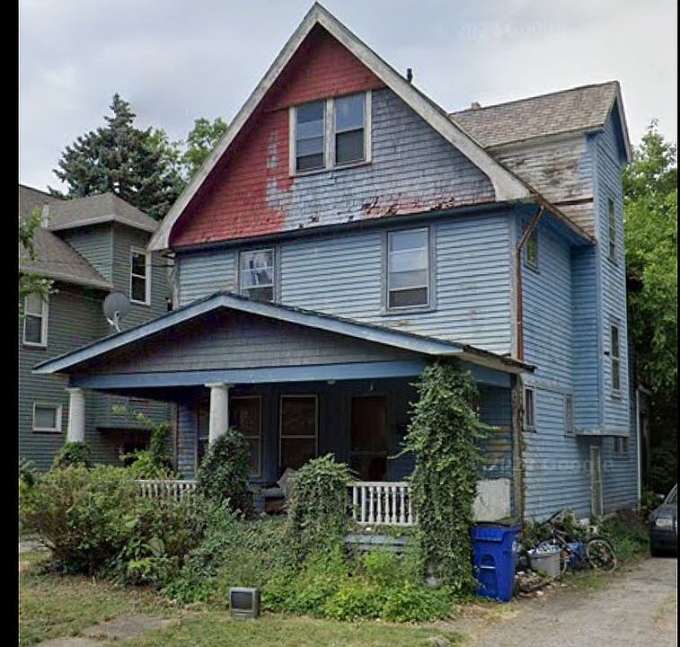 1st image of 2620 E 124th St