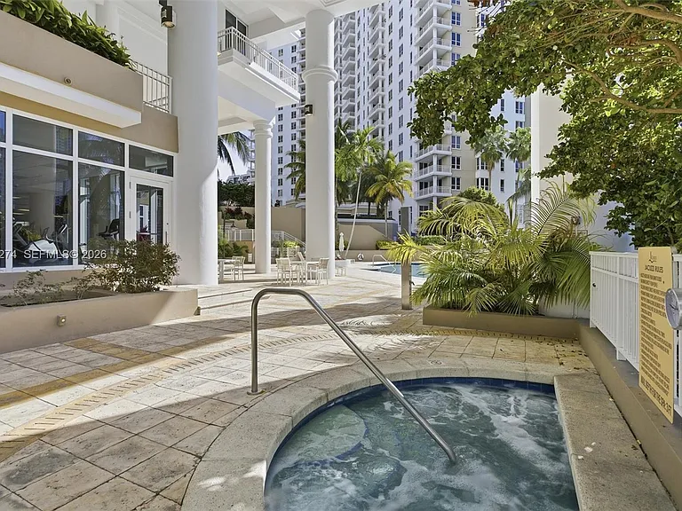 801 Brickell Key Blvd #3209 — Photo 13
