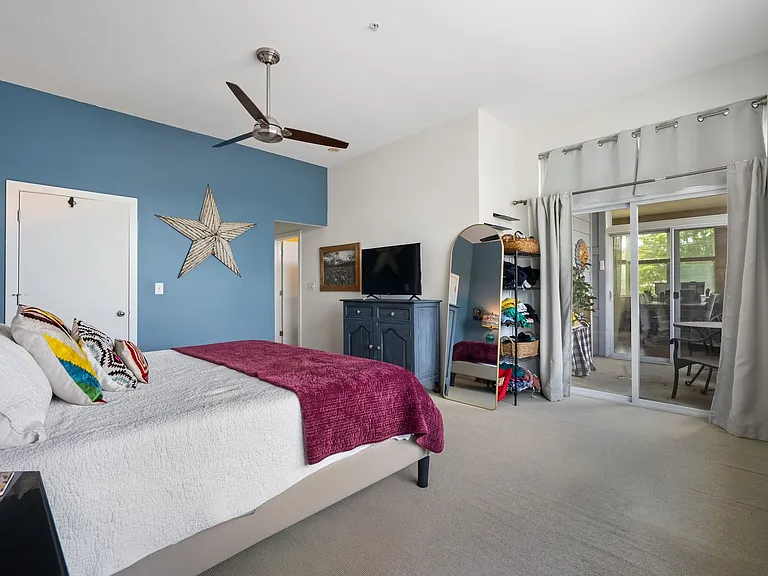 506 N Mangum St #208 — Photo 15