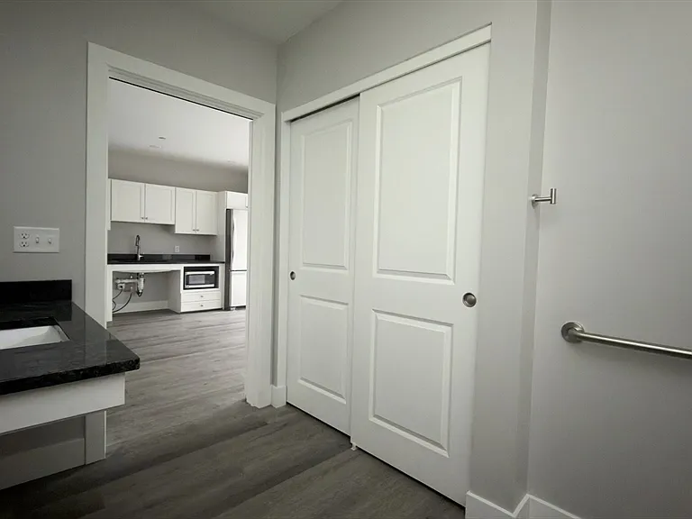 251 Sladen St #105 — Photo 16