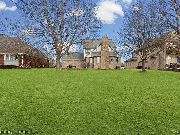 5th image of 51637 Baker Rd S