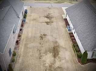 25 Hampton Pl, Dyersburg, TN 38024