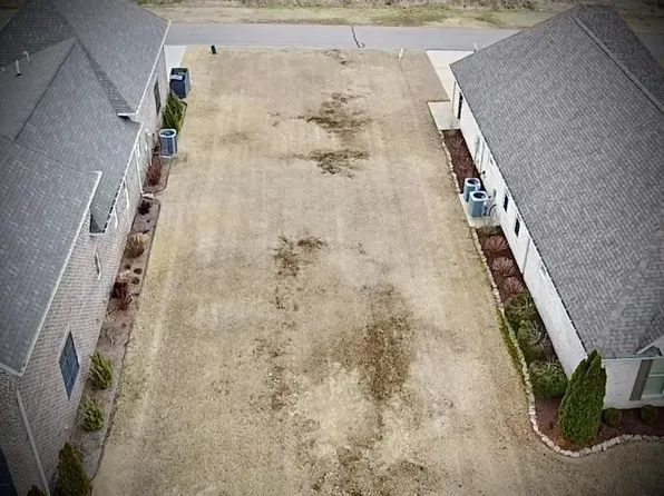 25 Hampton Pl, Dyersburg, TN 38024