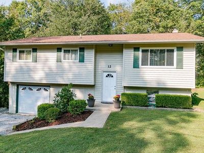 12 Springside Dr, Hendersonville, NC, 28792