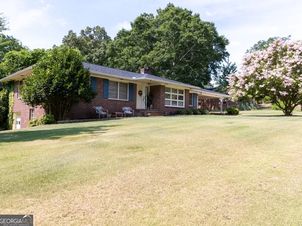 403 Ridgecrest Dr, Elberton, GA 30635