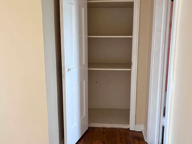2366 Noble Rd #304 — Photo 7
