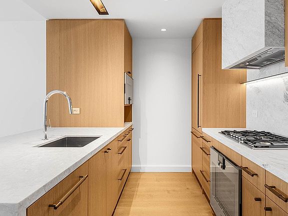 3rd image of 50 Bridge Park Dr #15E