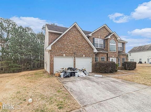 3rd image of 4004R Clay Ct SE