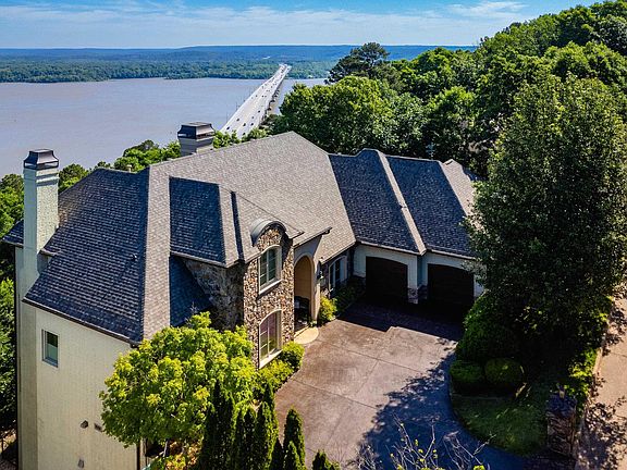 3rd image of 254 River Ridge Point